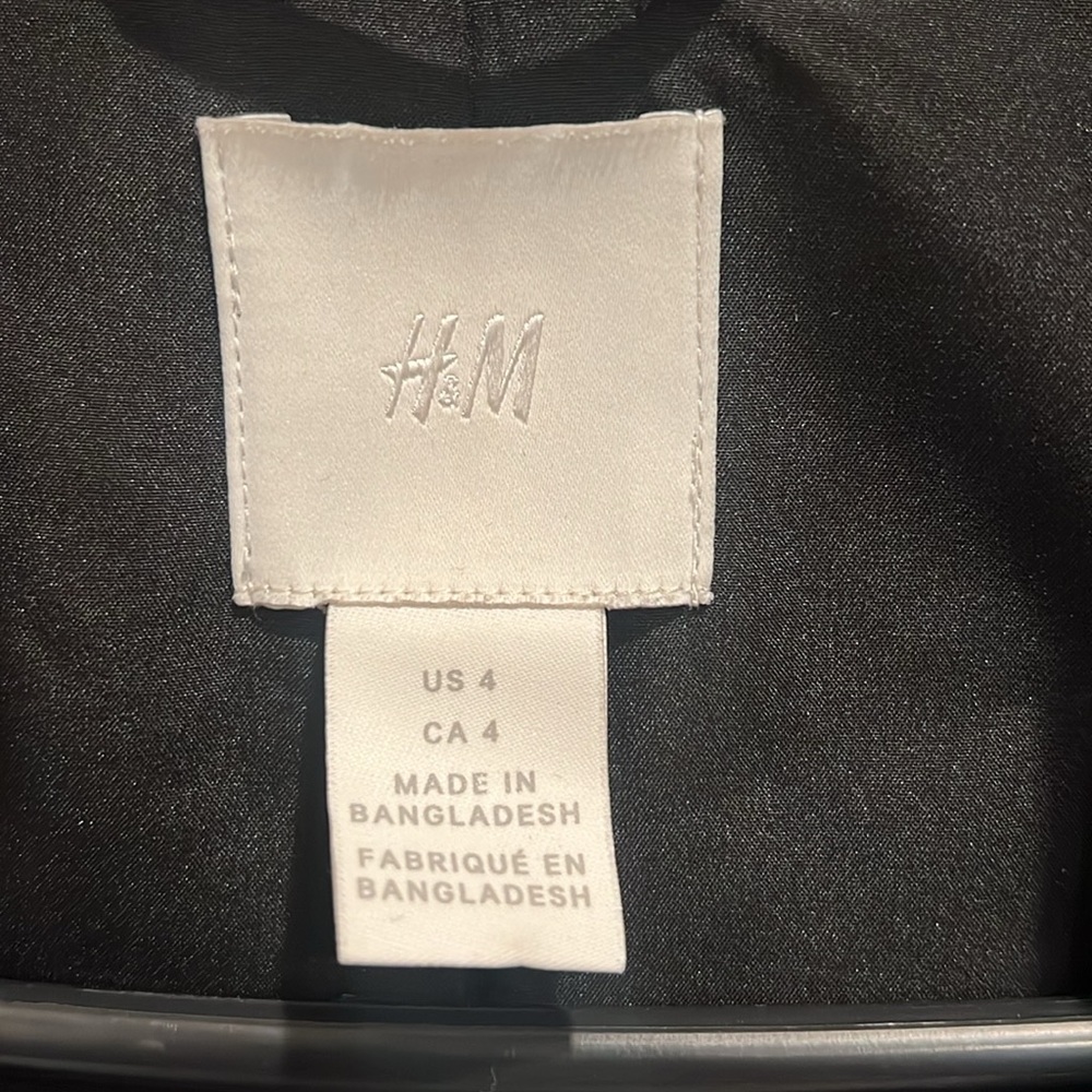 H&M Relaxed Blazer - Picture 2 of 3